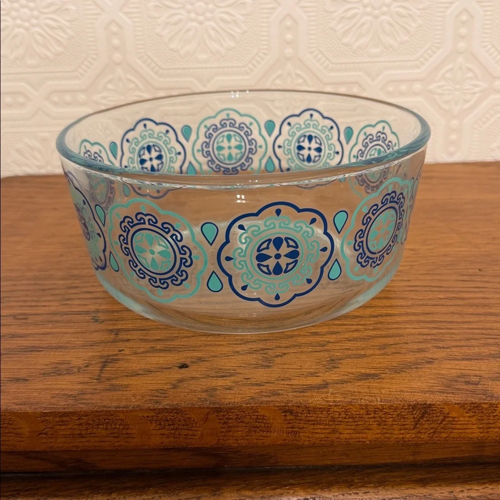 Pyrex Turquoise and Blue Glass Bowl